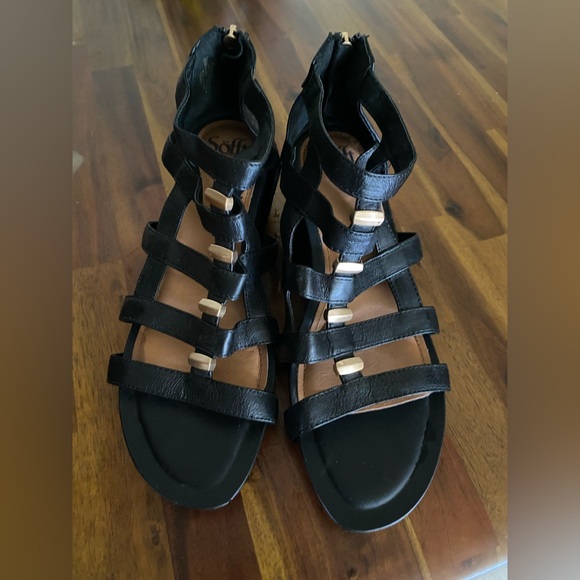Sofft Shoes - Sofft Black Strappy Wedge Sandals on the low wedges genuine leather.